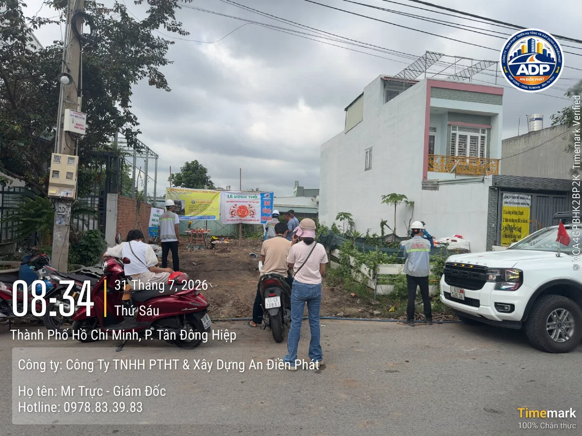 Mẫu nhà 1 trệt 3 lầu 1 tum - hình minh họa 1