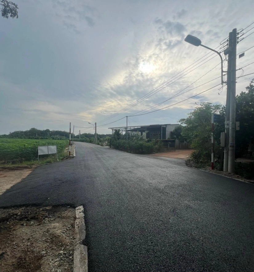 Thảm Bê Tông Nhựa Nóng Đường Thanh Niên Xung Phong - Xã An Thái - Phú Giáo - Bình Dương