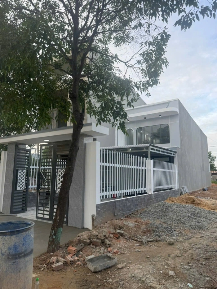 Thiết Kế Và Xây Dựng Nhà Phố 1 Trệt + 1 Gác Lửng Hiện Đại (Ms Hellen) Bến Cát - Bình Dương